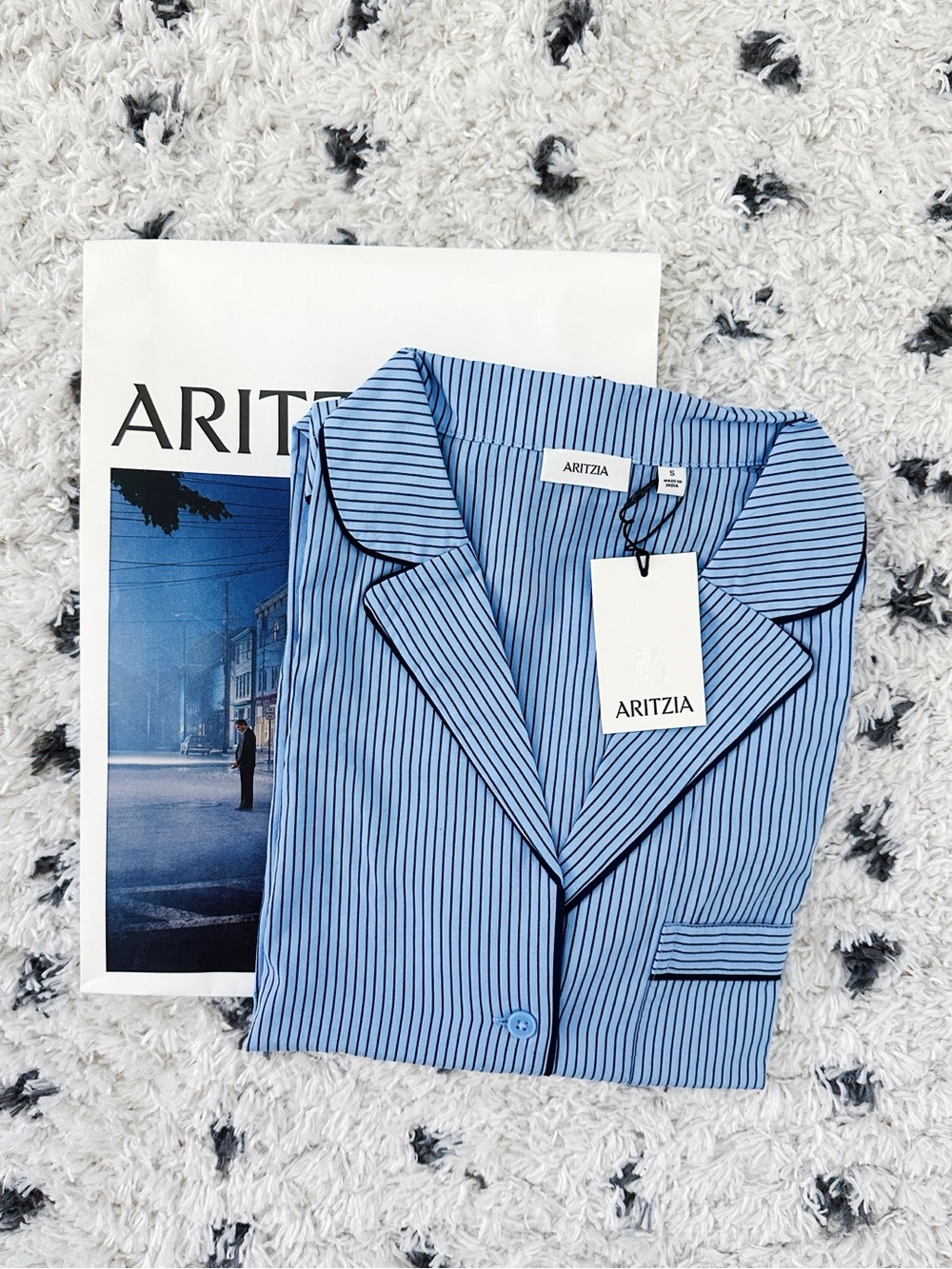 NWT Aritzia Laze Poplin Shortsleeve Shirt, Striped Blue